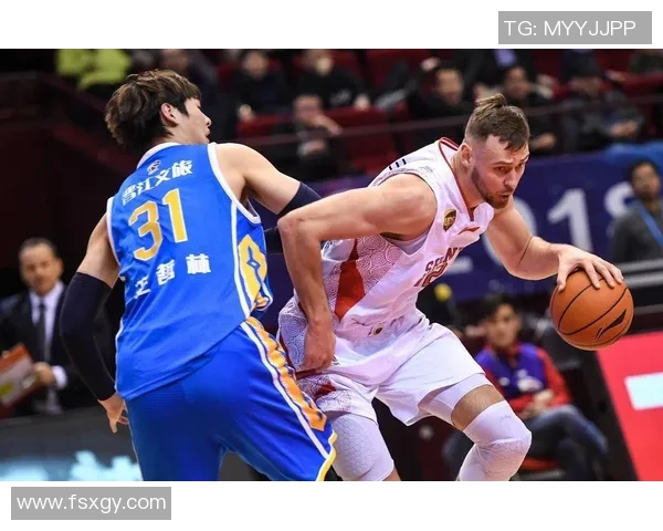 约翰-埃格伯努连续三场CBA比赛砍下30+得分，展现超级球星风范