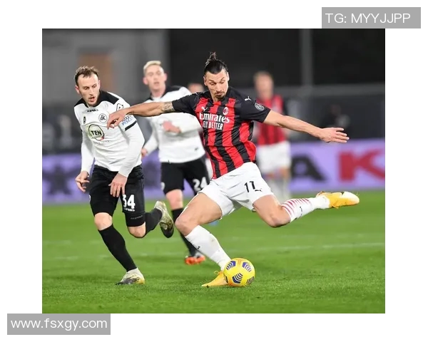 伊布重返AC米兰，球迷狂欢：时代回归，传奇永恒